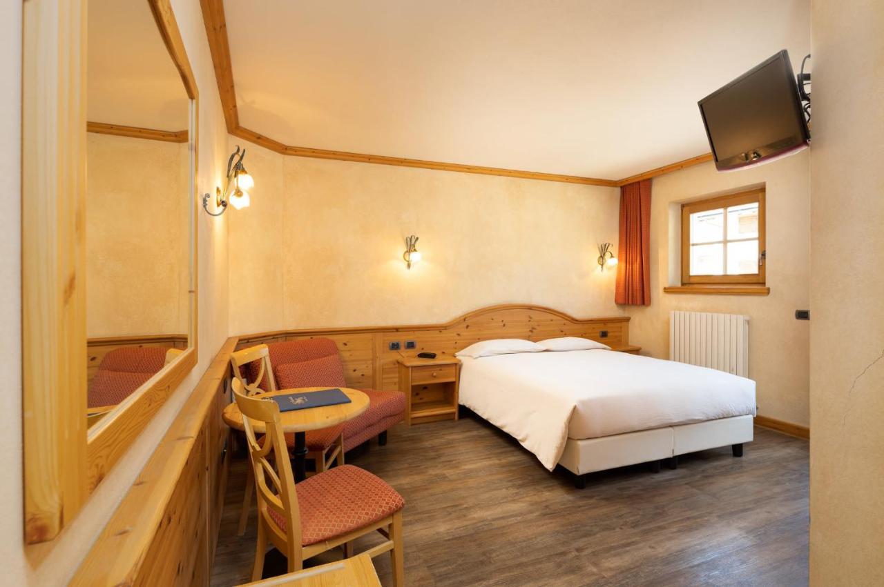 Hotel La Pastorella Livigno Exterior foto